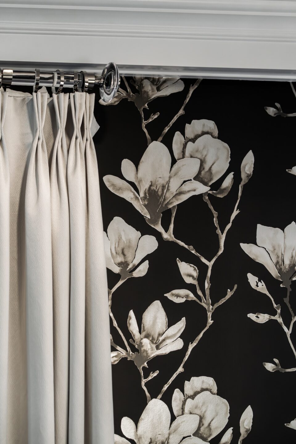 Dining Room Wallpaper Closeup